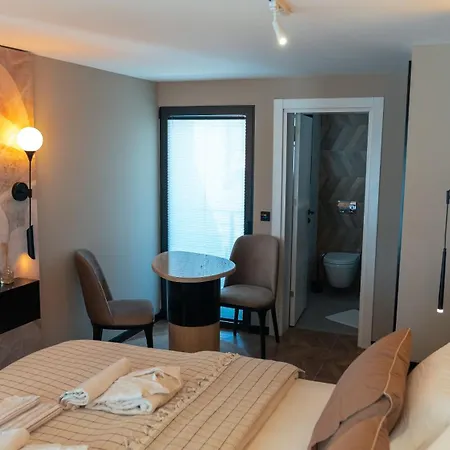 Mykonos Homes - Luxurioeses Penthouse Mit Rooftop Pool, Meerblick, Gym * Kalogrea