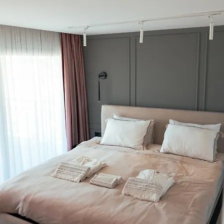 شقة Mykonos Homes - Luxurioeses Penthouse Mit Rooftop Pool, Meerblick, Gym Kalogrea