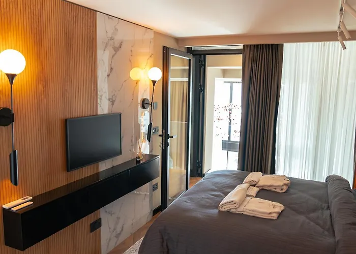 Lägenhet Mykonos Homes - Luxurioeses Penthouse Mit Rooftop Pool, Meerblick, Gym *