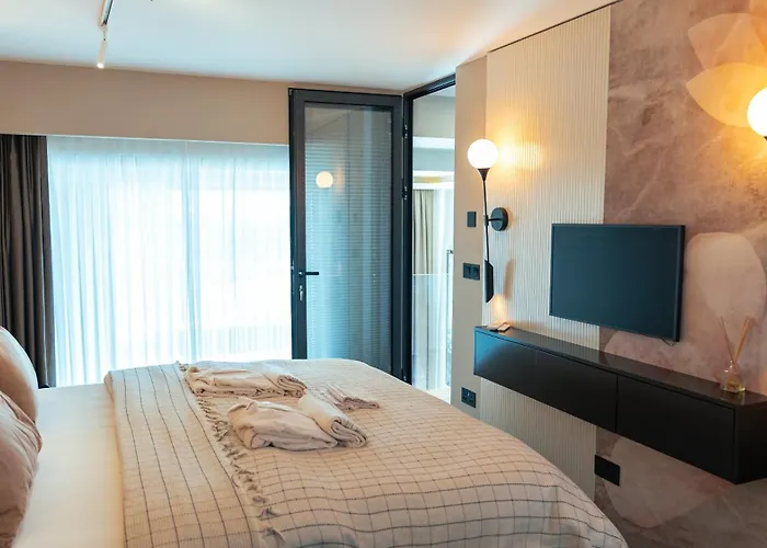 Mykonos Homes - Luxurioeses Penthouse Mit Rooftop Pool, Meerblick, Gym Lägenhet