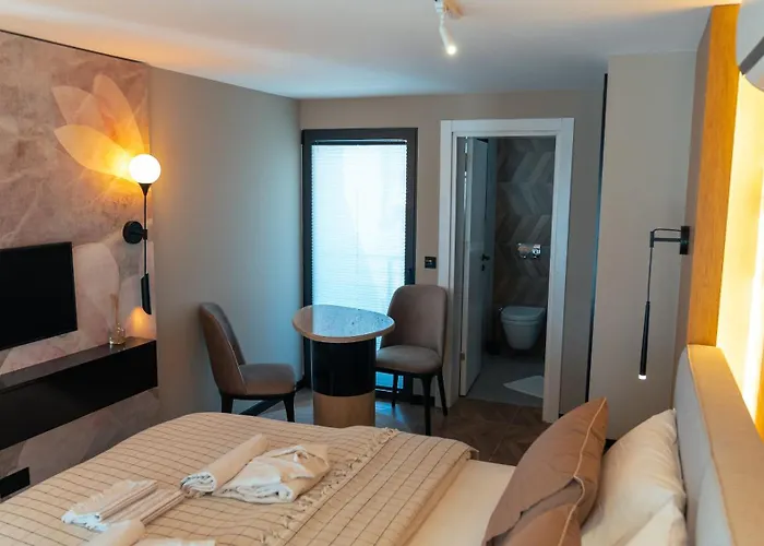 Mykonos Homes - Luxurioeses Penthouse Mit Rooftop Pool, Meerblick, Gym * Kalogrea