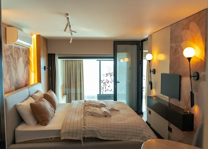 Mykonos Homes - Luxurioeses Penthouse Mit Rooftop Pool, Meerblick, Gym Lägenhet *