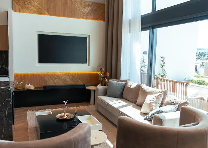 Mykonos Homes - Luxurioeses Penthouse Mit Rooftop Pool, Meerblick, Gym Kalogrea