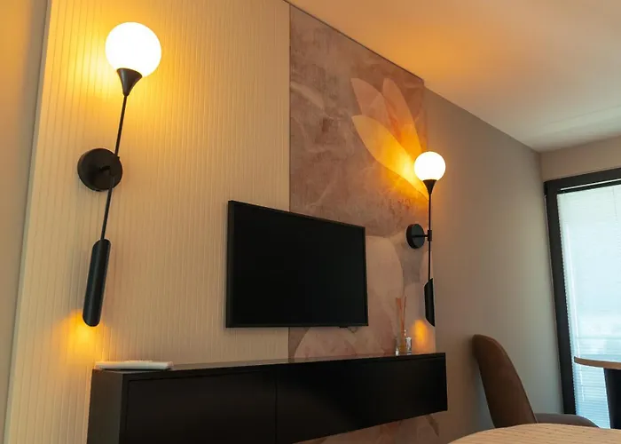 Mykonos Homes - Luxurioeses Penthouse Mit Rooftop Pool, Meerblick, Gym * Kalogrea